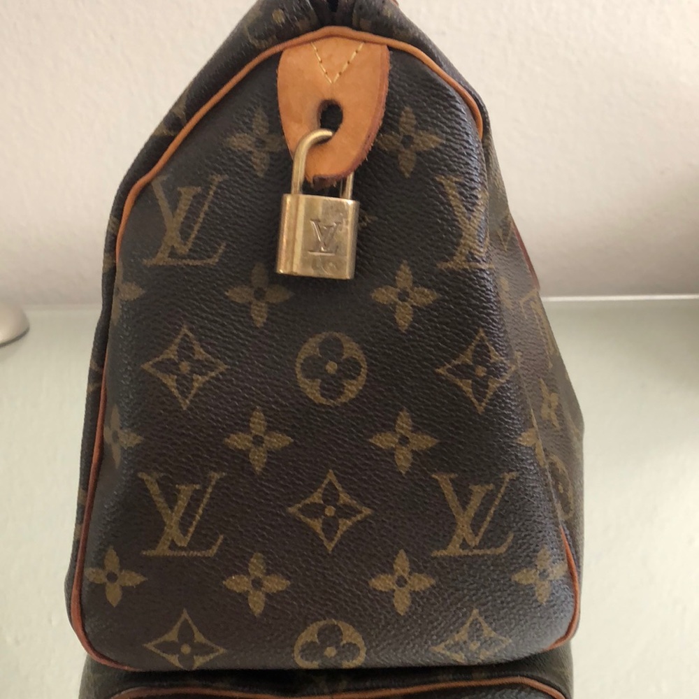 SOLD Authentic Louis Vuitton SOLD - Picture 2 of 8